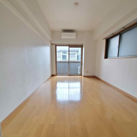 アクタス桜坂レノアの居間・リビング