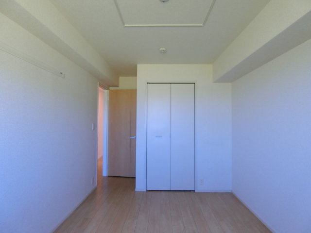 カランセＢの洋室|イメージ102号室の写真（反転あり）