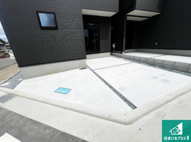 藤井寺市藤ケ丘　新築一戸建ての駐車場|駐車スペース！散水栓があるので、こまめに愛車を洗えます！