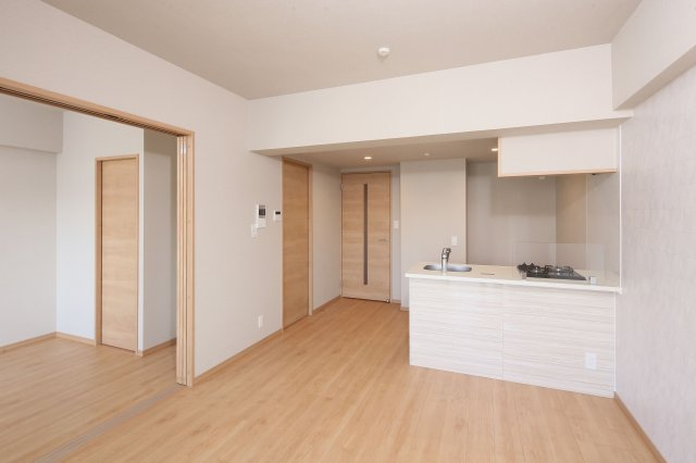 ZIP KENCHOMAEの居間・リビング