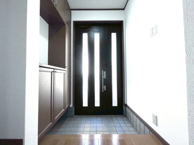 【玄関】 | 高槻市大塚町4丁目　中古戸建