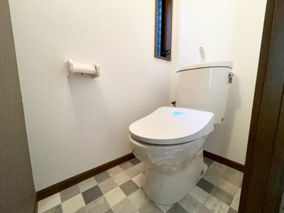 【トイレ】 | 高槻市大塚町4丁目　中古戸建