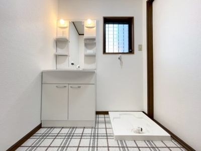 【独立洗面台】 | 高槻市大塚町4丁目　中古戸建