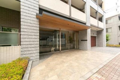 【エントランス】 | フォンターナ入谷 | 落ち着いたエントランスです