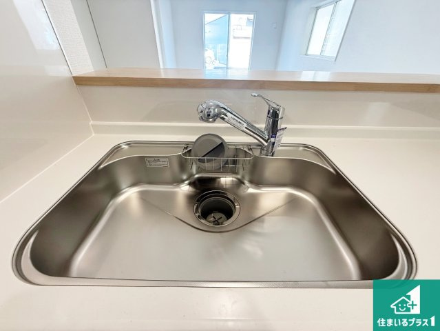 泉佐野市俵屋　第1期　新築一戸建ての設備|広々としたシンクで食器洗いも楽々！