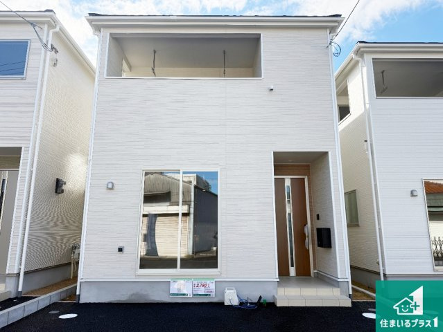 泉佐野市俵屋　第1期　新築一戸建ての外観|お客様に長く安心して住んでいだだける事にこだわった家づくり！住んでからのアフターサービスにもしっかりと取り組んでいます！