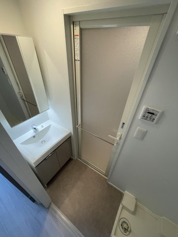 エンクレスト博多GATEの玄関