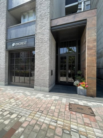 エンクレスト博多GATEのエントランス