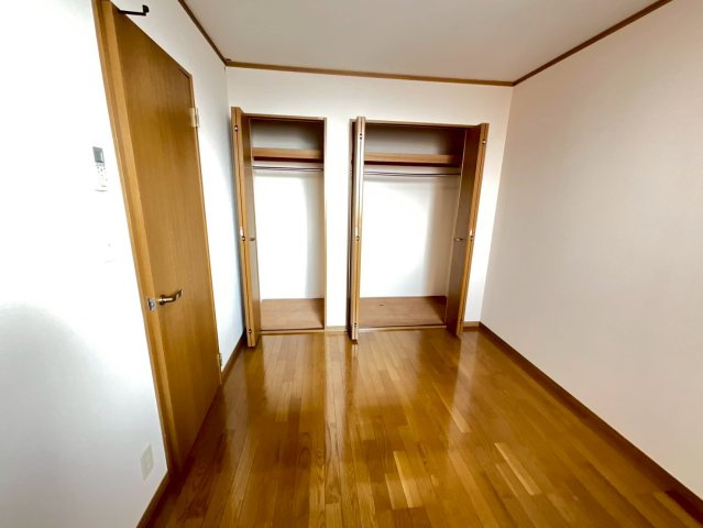 コモド・アンジュの洋室|各部屋に収納あります