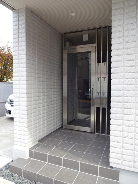 Ｓｈｏｚａｎ Ｒｅｓｉｄｅｎｃｅのエントランス|★オートロック対応エントランス★