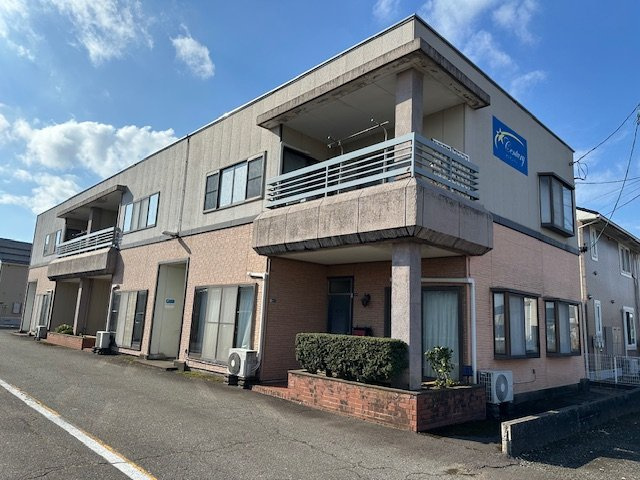 センチュリーの外観