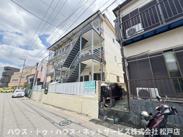 Ｂｅｌｌ　Ｆｌｏｒａの外観