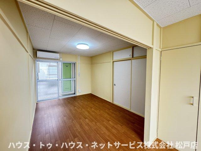 Ｂｅｌｌ　Ｆｌｏｒａの居間・リビング