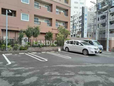 【駐車場】 | ルピナス天神