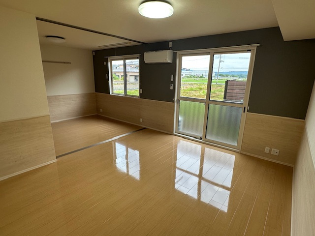 グランクラージュAの居間・リビング