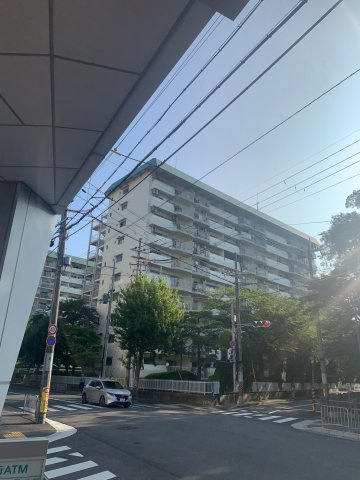 山科団地D棟の外観