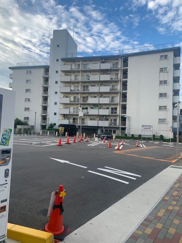 山科ハイツの外観