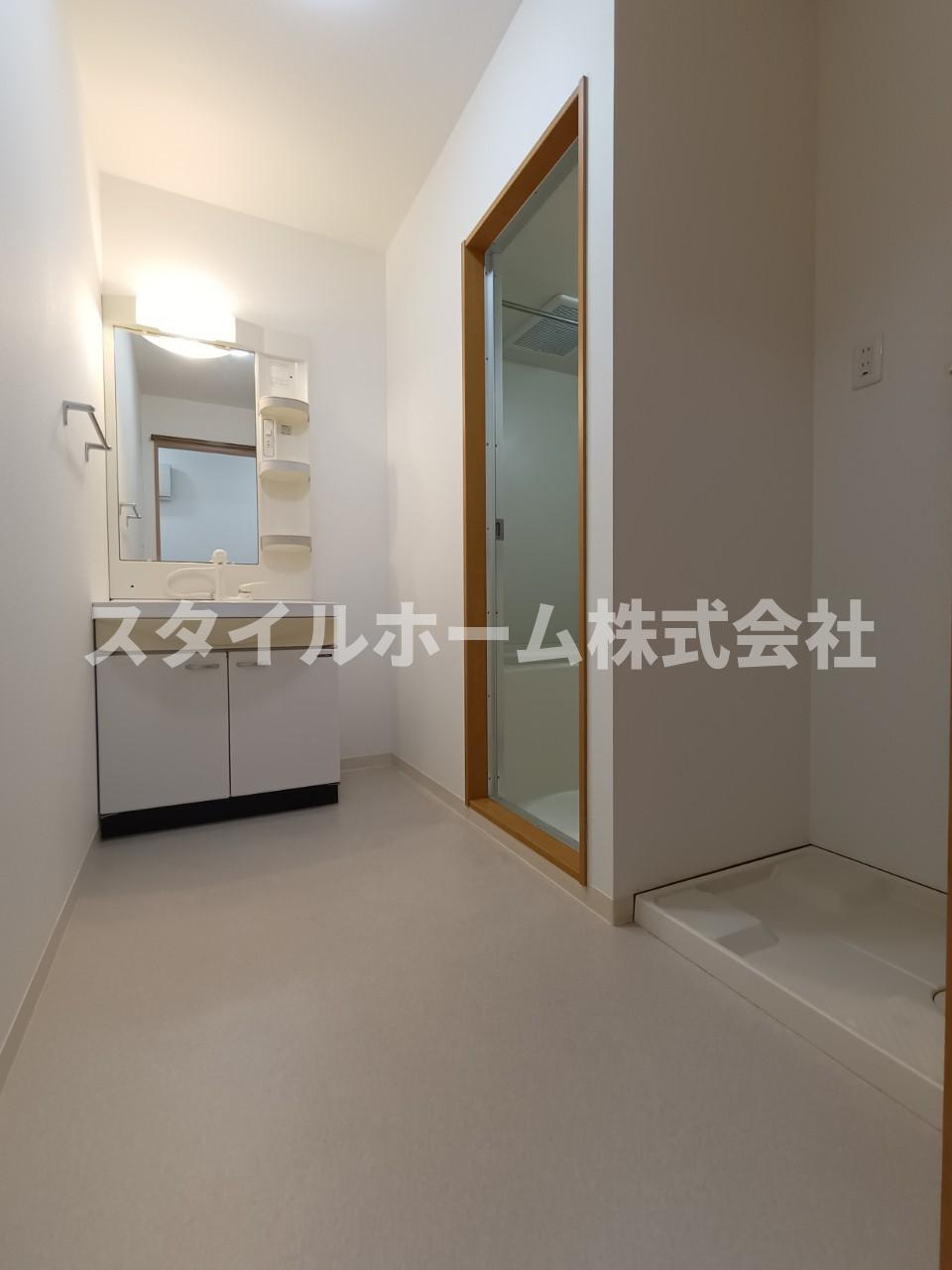 Life Kannariの洗面所|同建物内別部屋の写真です。