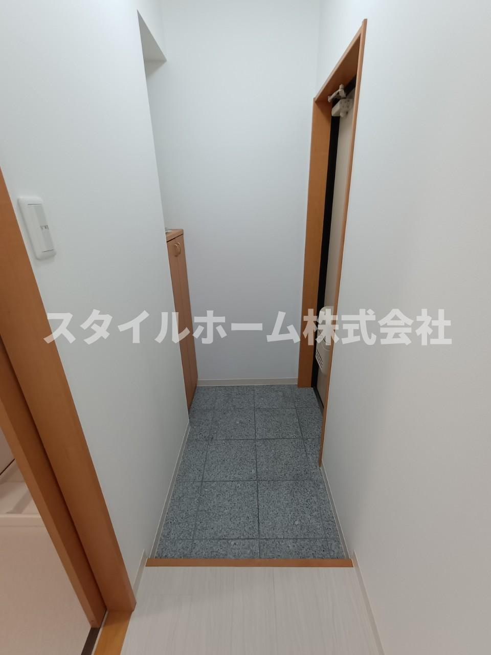 Life Kannariの玄関|同建物内別部屋の写真です。