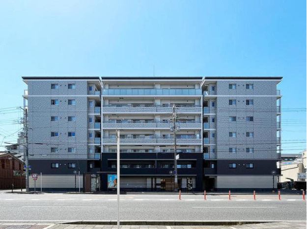 エスリード京都梅小路公園の外観