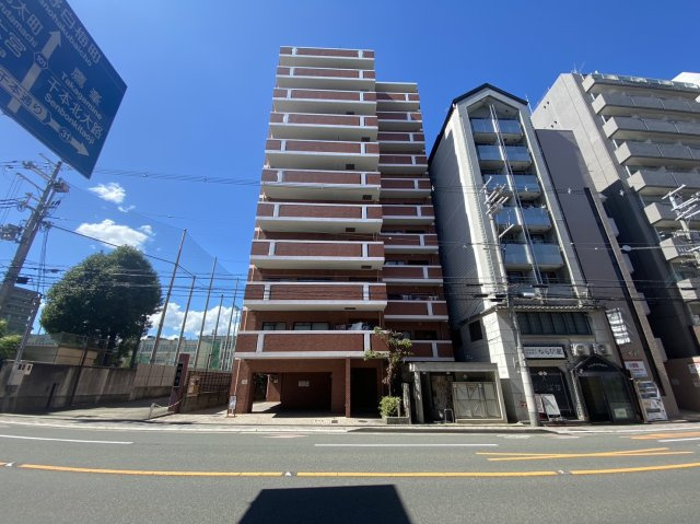 デ・リード今出川通の外観