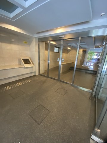 リソシエ今出川聚楽邸のロビー