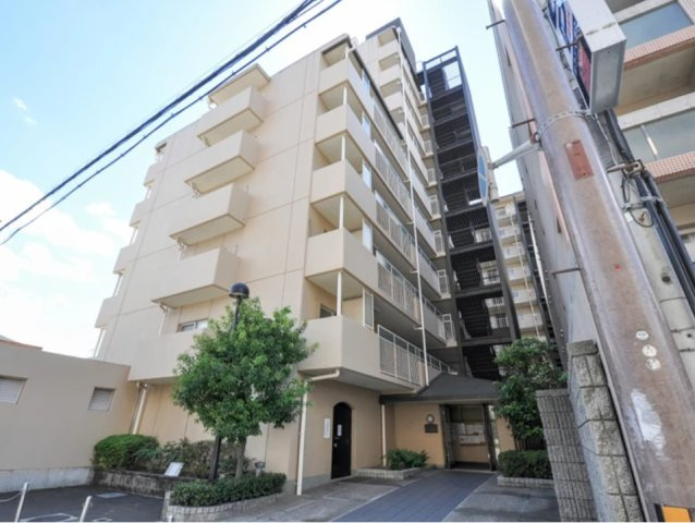 ハイツ伏見桃山の外観