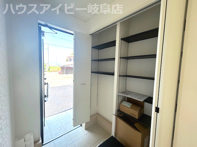 【玄関】の画像