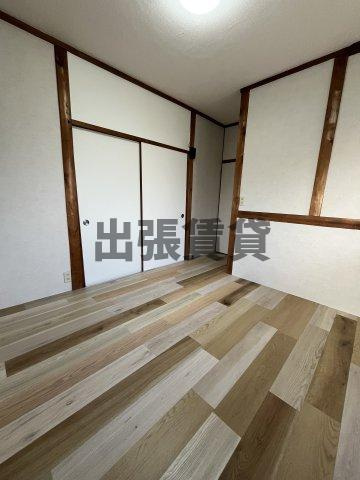 蟹江新田戸建の居間・リビング