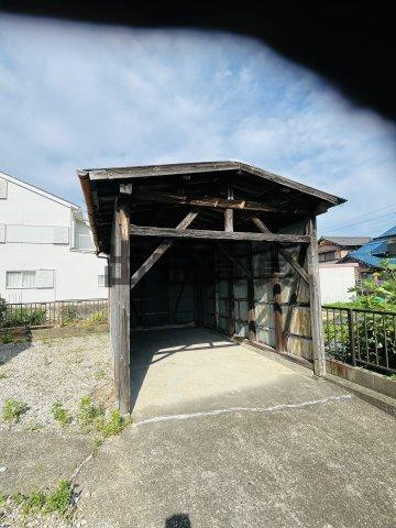 蟹江新田戸建の駐車場