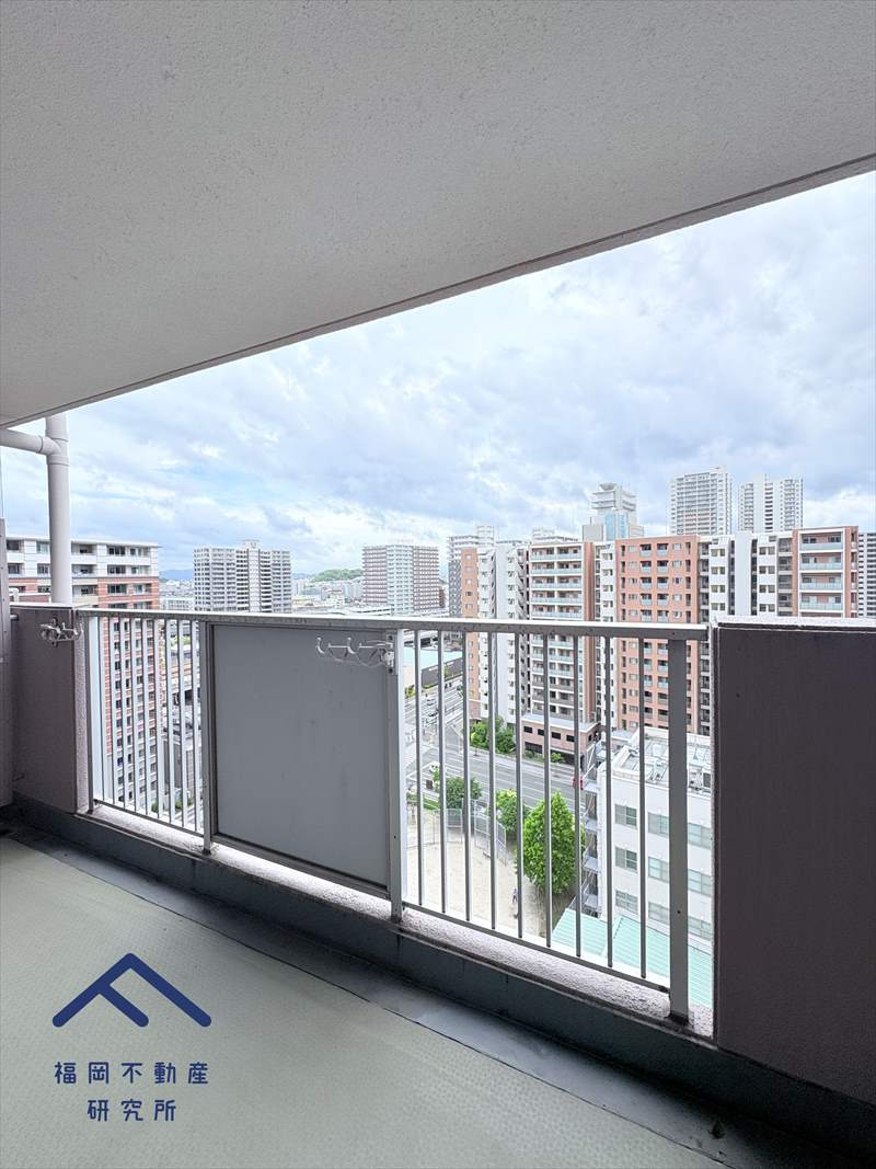 サンライフ香椎C棟のバルコニー