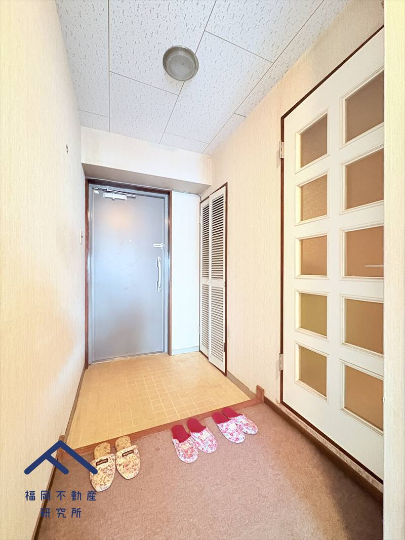 サンライフ香椎C棟の玄関