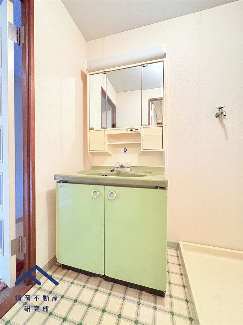 サンライフ香椎C棟の独立洗面台