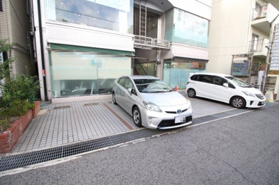 【駐車場】 | メインステージ本山