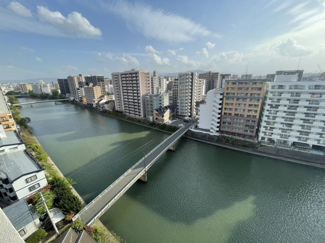 エンクレスト博多リバティのバルコニー