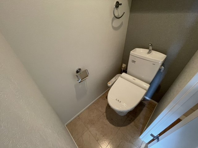 エンクレスト博多リバティのトイレ