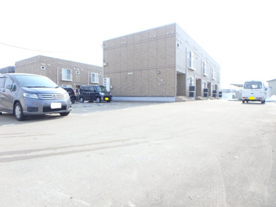 【駐車場】 | グランモア石江 | 融雪駐車場