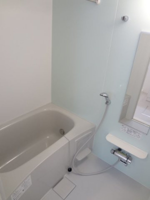 【浴室】 | ラブリーⅡ　Ａ | 落ち着いた空間のお風呂です