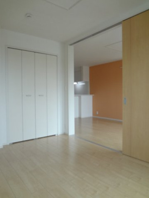 【洋室】 | ラブリーⅡ　Ａ | 広々とした洋室です