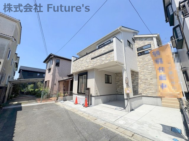 三郷市早稲田8丁目　新築戸建　全1棟の前面道路含む現地写真|前面道路含む現地写真です。