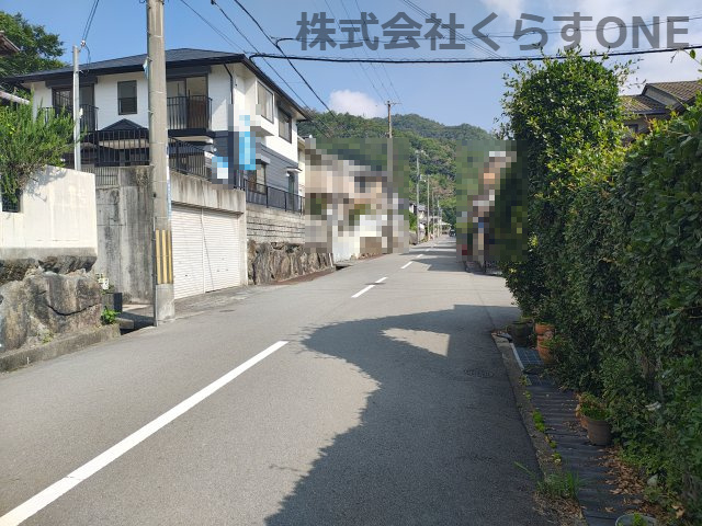 【前面道路含む現地写真】 | 姫路市緑台2丁目／中古戸建