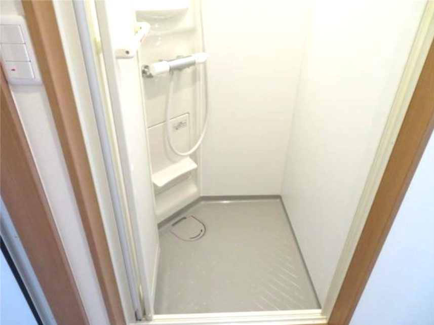 ソフィアパラソル(家具付き)のシャワールーム|敷金礼金ゼロ☆初期安☆家具付き☆