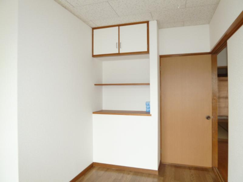 中沢マンションの収納|大きなものも収納できそうです