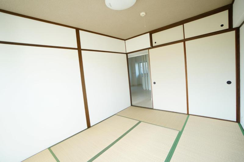 パークハイツミシマの和室|和室ならではの温かな和の空間で寛ぎの時間を過ごせます