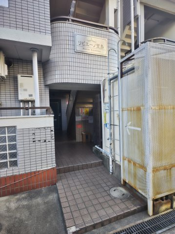 リピエーノ萱島のエントランス|毎日通るエントランスはこのようになっています