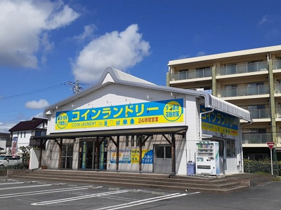 【周辺】 | クロシェット・Ｋ | コインランドリーデポ　新原店まで700m