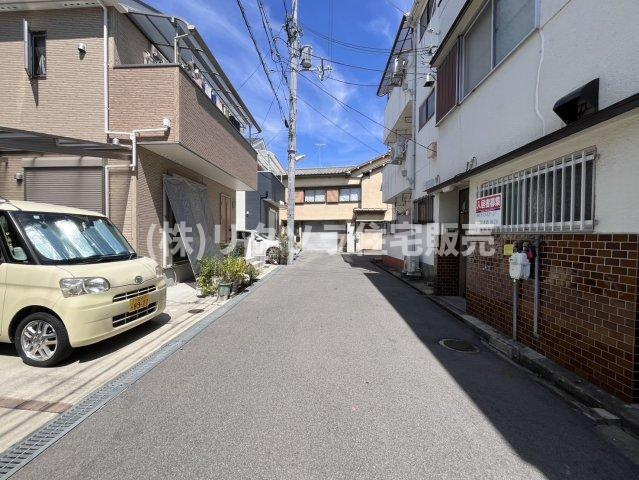 萱島東2丁目　中古一戸建ての前面道路含む現地写真|■物件内覧・資金計画相談・住宅ローン相談、リフォーム相談、お問合せ受付中■
※当日・翌日のご内覧、ご相談はお電話でのお問合せがスムーズです！
