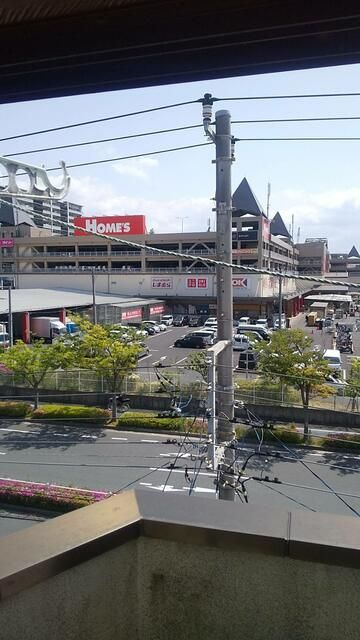 山田ビルのバルコニー