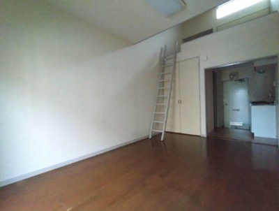 【居間・リビング】 | 泉ハイツ