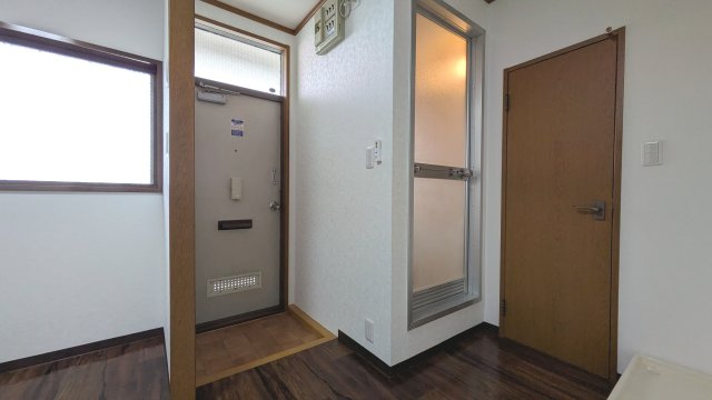 【玄関】
